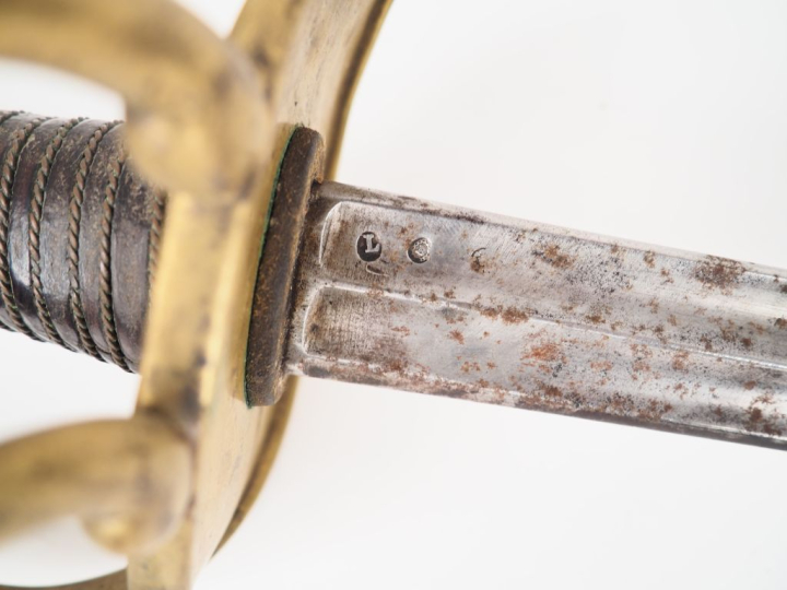 Sabre troupe de cavalerie lourde modèle 1816, lame droite à 2 gorges, 