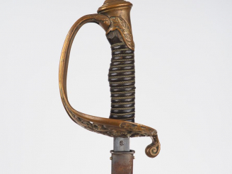 Vente aux enchères Sabre composite, lame fabrication allemande, droite, à 2 gorges et dos