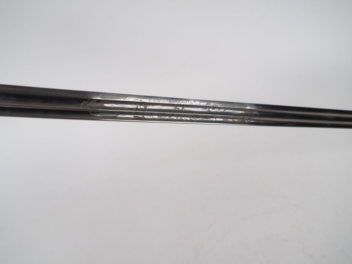 Sabre composite, lame fabrication allemande, droite, à 2 gorges et dos