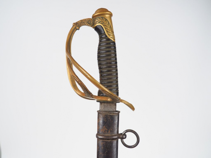 Sabre d’officier de cavalerie légère 1822 issu de l’industrie privée, 