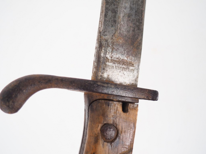 Baïonnette allemande 98/08 « alte art », version à oreilles hautes san