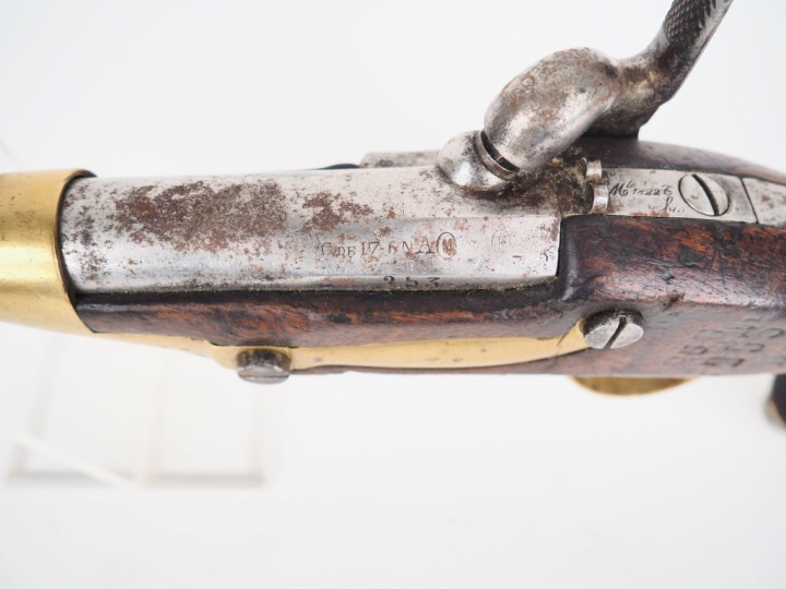 Pistolet réglementaire Français à percussion modèle 1822T Bis construi