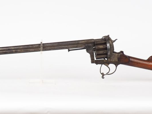 Extraordinaire carabine à barillet système « Le Faucheux », calibre 12
