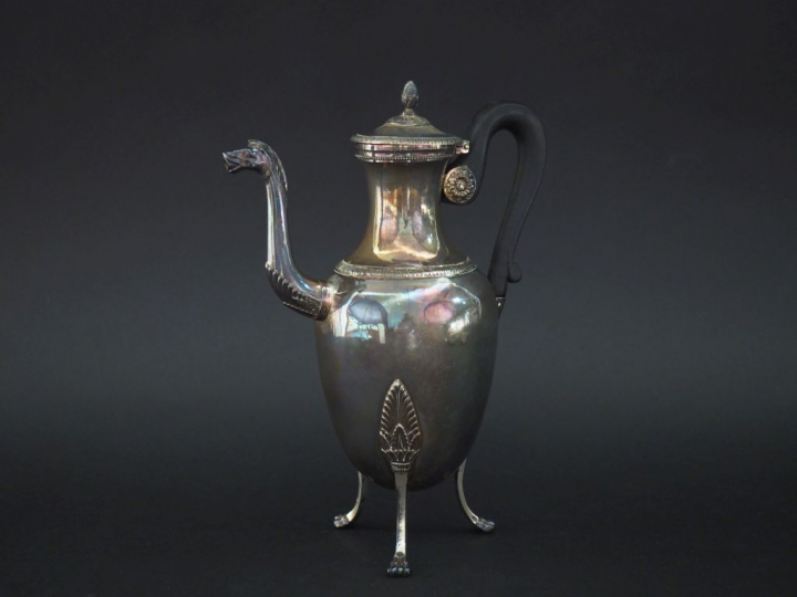 Petite verseuse fin XVIIIème - début XIXème en argent, poinçon au Coq,