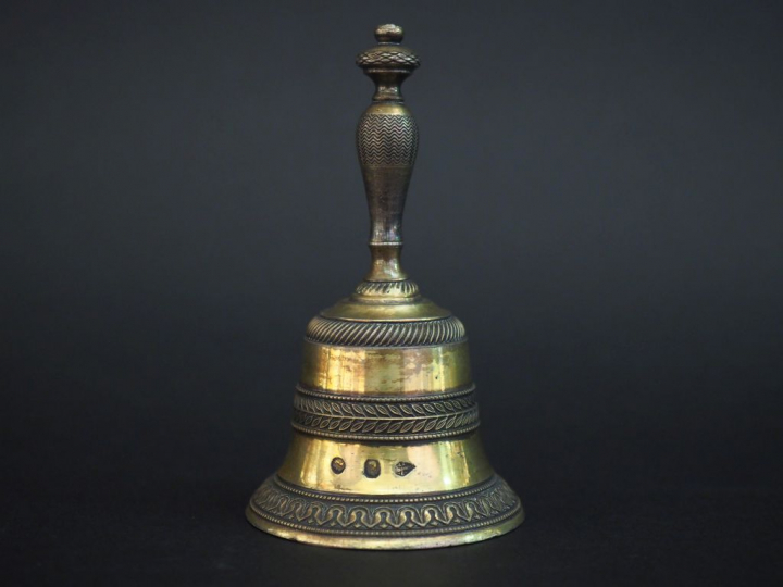 Clochette de table Restauration en argent et vermeil 950, poinçon Viei