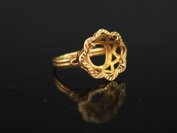 Monture de bague en or jaune 750.  TDD. 51 Poids. 2,90 g   