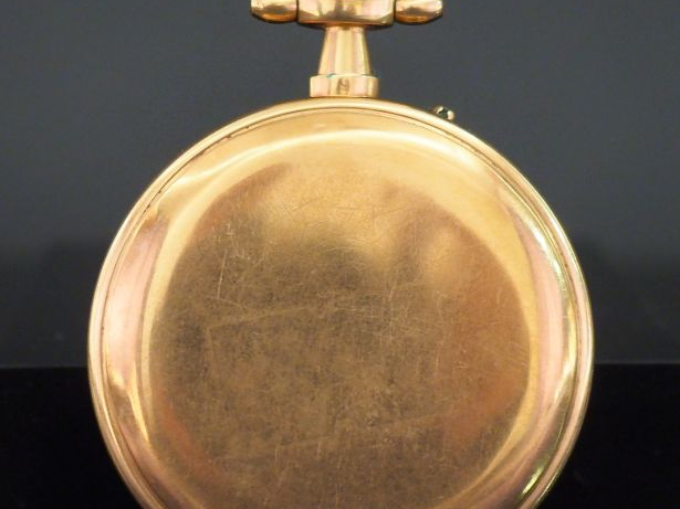 Montre de gousset en or jaune 750. Cadran à chiffres arabes pour les h