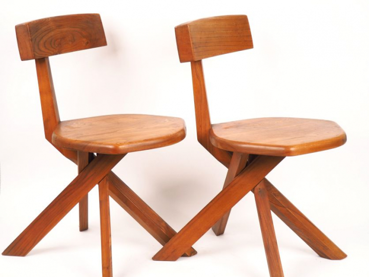 Pierre CHAPO.  Suite de 4 chaises S34 en orme.