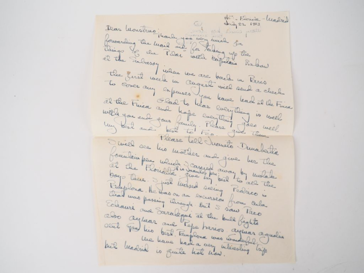 HEMINGWAY (Ernest). LETTRE AUTOGRAPHE SIGNÉE « papa ». Madrid, 22 juil
