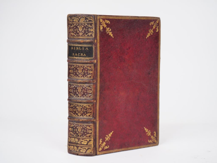 [BIBLE]. BIBLIA SACRA vulgatae editionis, Sixti V et Clementis VIII. R