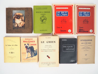 Vente aux enchères [CHASSE - CHIEN]. Standards des diverses races de chiens courants adop