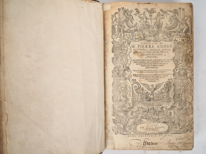 [MATTIOLI]. COMMENTAIRES DE M. PIERRE ANDRE MATTHIOLE médecin Senois, 