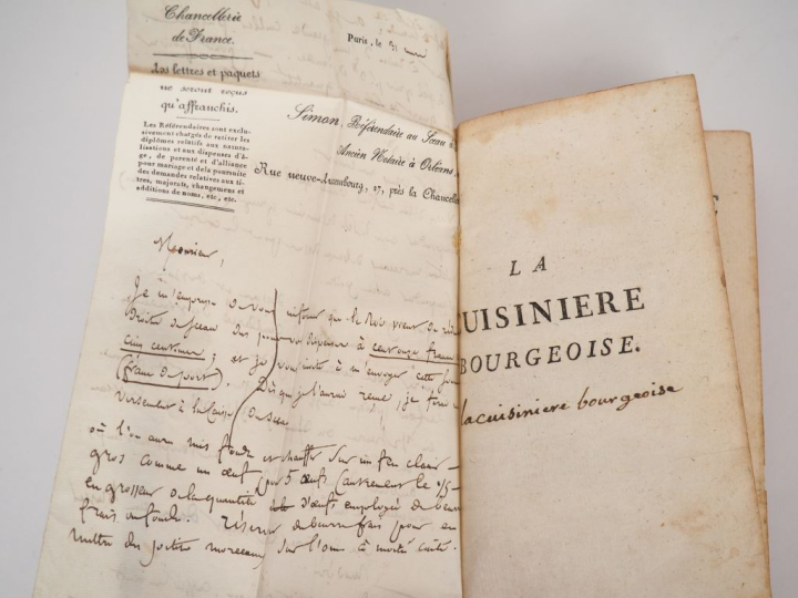 [MENON]. LA CUISINIÈRE BOURGEOISE, suivie de l’Office, à l’usage de to