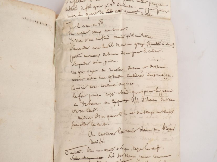 [MENON]. LA CUISINIÈRE BOURGEOISE, suivie de l’Office, à l’usage de to