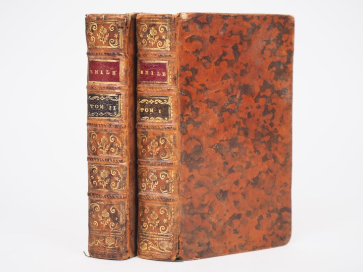 ROUSSEAU (J. J.). ÉMILE, ou DE L’ÉDUCATION. Amsterdam, Neaulme, 1762. 