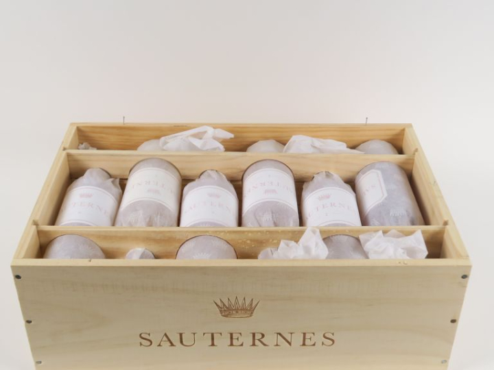 12 BOUTEILLES (37,5 CL) SAUTERNES YQUEM 1-2-3-4-5-6 - CBO