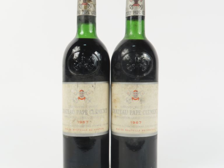 2 BOUTEILLES CHÂTEAU PAPE CLEMENT GCC GRAVES - 1967 - LB/ES