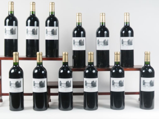 Vente aux enchères 12 BOUTEILLES CHÂTEAU DASSAULT GCC ST EMILION - 2006 - CBO