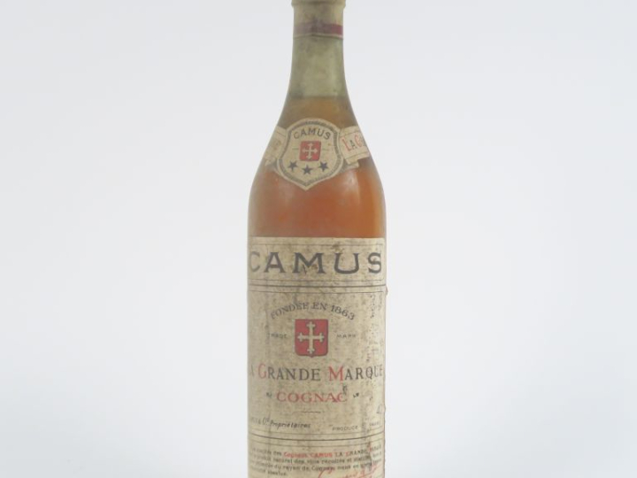 1 VIEILLE BOUTEILLE COGNAC CAMUS 'LA GRANDE MARQUE' - BS