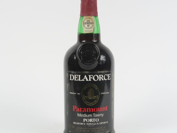 1 BOUTEILLE PORTO 'MEDIUM TAWNY' DELAFORCE - COFFRET