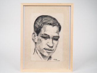 Vente aux enchères Ibrahim EZZAT. "Portrait de jeune homme". Dessin, signé en bas à droit