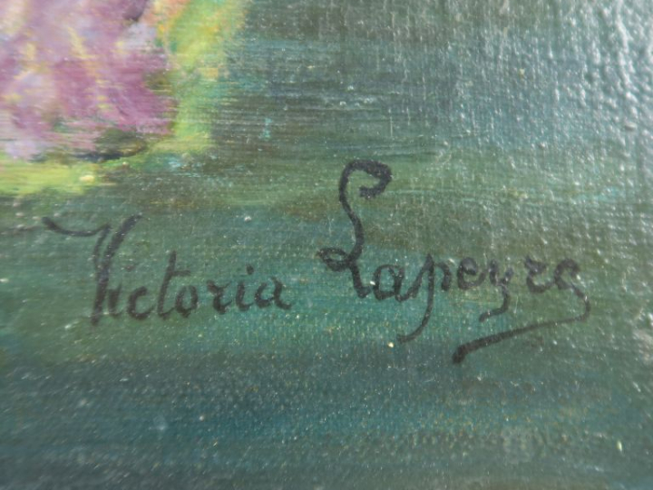 Victoria LAPEYRE. "Nature morte au bouquet de fleurs". Huile sur toile