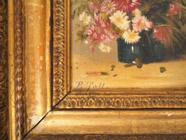 P. TALL. "Bouquet de fleurs". Paire d'huiles sur panneaux, signées en 