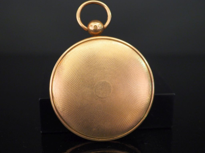 ANONYME Début XIXe siècle  Montre de poche en or Boitier rond sur char