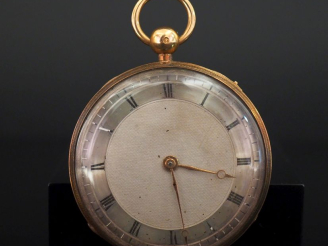 Vente aux enchères Montre de gousset en or jaune 750. Cadran à chiffres romains pour les 