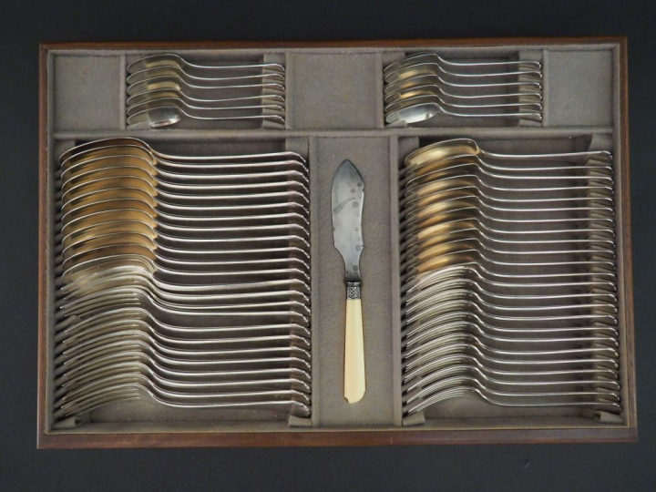 SAVARY   Fils Ménagère en argent 925, poinçon Minerve, modèle à spatul