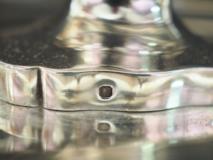 Saucière et son dormant de style Louis XV en argent 925, poinçon Miner