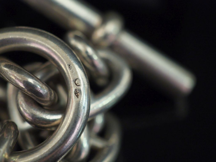 HERMES Bracelet en argent 925, modèle chaine d'encre.  Signé. Long. 23