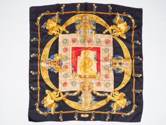 Vente aux enchères HERMES, Paris Carré en soie polychrome, modèle "Hommage à Charles Garn
