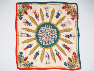 Vente aux enchères HERMES, Paris Carré en soie polychrome, modèle "A la gloire de la Légi