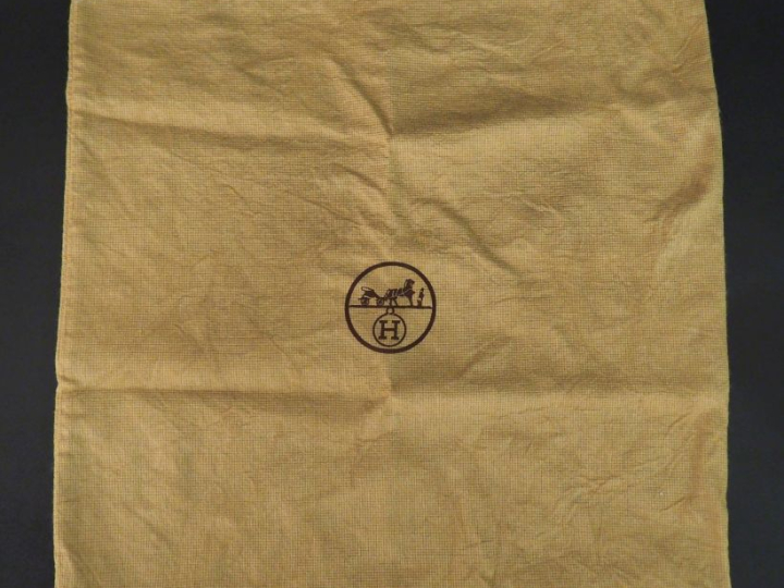 HERMES, Paris Dust bag. 48,5 x 48 cm