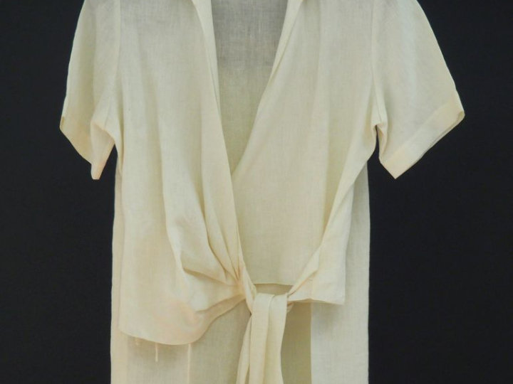 Inès de La FRESSANGE, Tailleur en lin (100%) blanc, comprenant :  - un