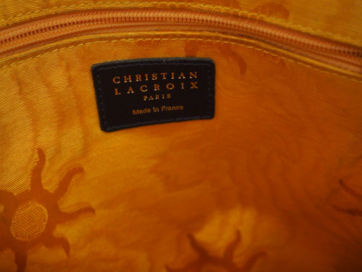 CHRISTIAN LACROIX Sac porté épaule en cuir noir.  Deux anses en cuir v