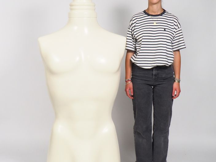 Buste publicitaire Jean-Paul Gaultier figurant le flacon de parfum "Le