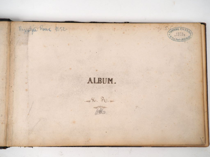 Hippolyte ROUX. Album de dessins comprenant 22 compositions, porte une