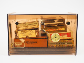 Vente aux enchères Cave à cigares de la Maison Gérard Père et fils à Genève en plexi glas
