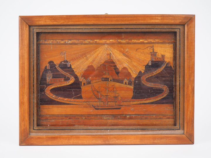 Encadrement XIXème en marqueterie de paille à décor d'une marine et lé