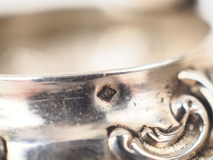 Ensemble comprenant :  - une tabatière en argent 925, poinçon Minerve,