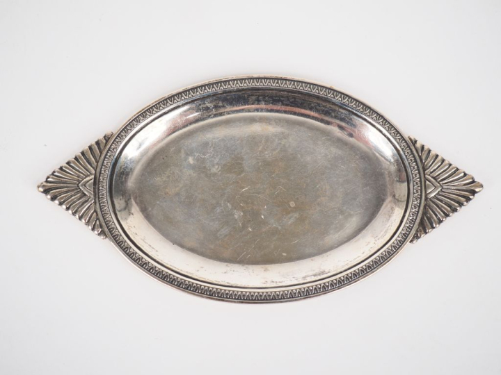 Présentoir à cartes de visite de style Louis XVI en argent, à décor de