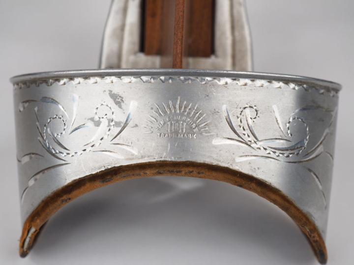 Manufacture Underwood à New York. Visionneuse en bois et métal , Signé