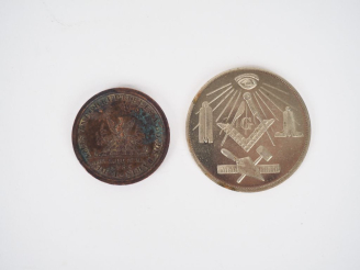 Vente aux enchères Médaille maçonnique, Orient de Paris loge "les amis incorruptibles" 18