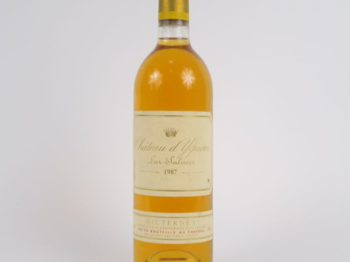 1 BOUTEILLE CHÂTEAU D'YQUEM 1er CCS SAUTERNES - 1987