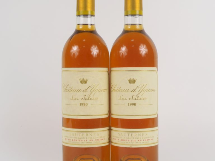 2 BOUTEILLES CHÂTEAU D'YQUEM 1er CCS SAUTERNES - 1990