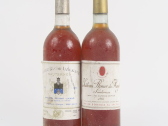 Vente aux enchères 2 BOUTEILLES SAUTERNES : 1 CHÂTEAU BASTOR LAMONTAGNE 1985 CAPS AB - 1 