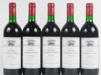 Vente aux enchères 5 BOUTEILLES CHÂTEAU LA GRAVE D'ARZAC GRAVES - 1994 - 4 BG/1 LB