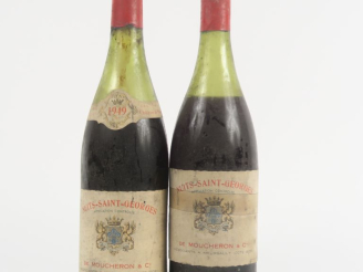 Vente aux enchères 2 BOUTEILLES NUITS SAINT GEORGES DE MOUCHERON   CIE - 1949 - 1 à 6 CM/